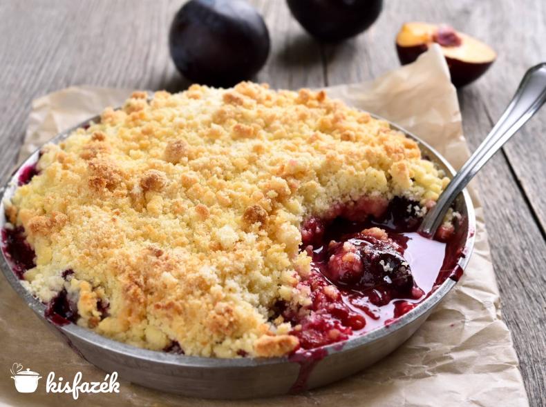 Szilvás morzsasüti (crumble)